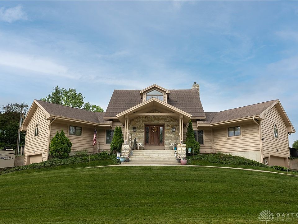 1st image of 1000 Echo Lake Dr