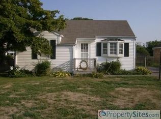 33 Newins St, Patchogue, NY 11772
