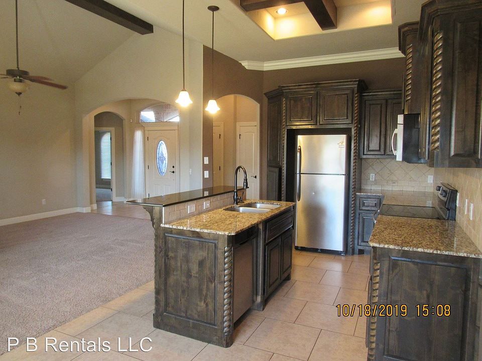 1st image of 2205 SW Edinburough Dr