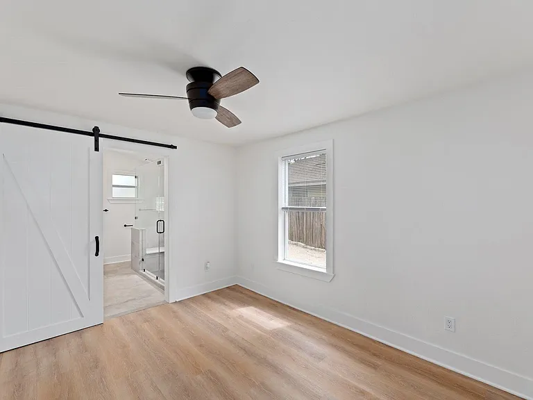 2208 Santa Rita St — Photo 12