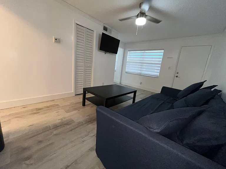 326 Wilson St #105 — Photo 29