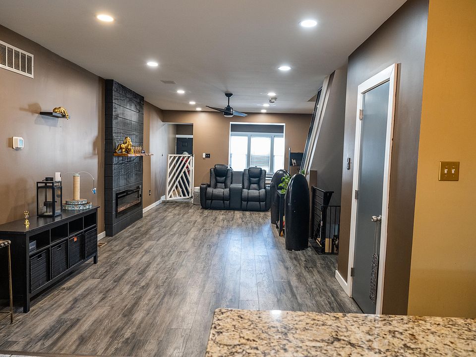 2nd image of 823 S 56th St #1