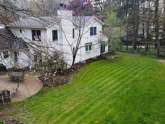 4th image of 8314 Summit Dr