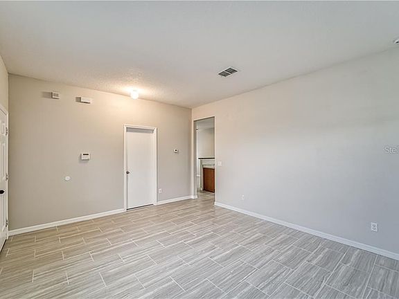 4th image of 2174 Forest Lake Ave