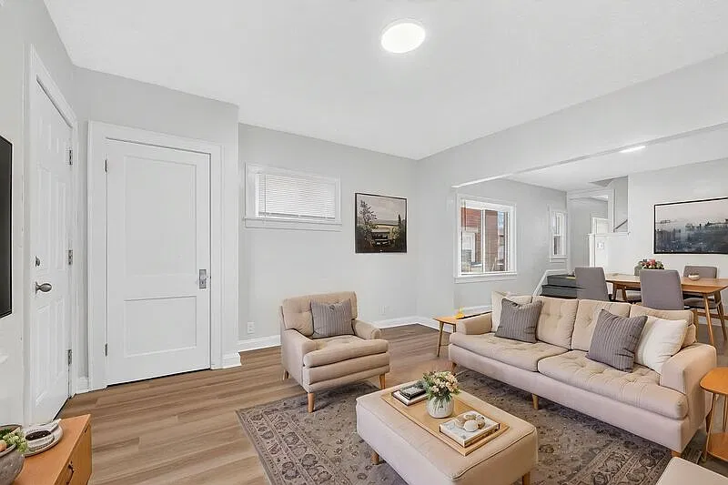 3 bed, 1.0 bath, 1176 sqft, $1,295 — Photo 3