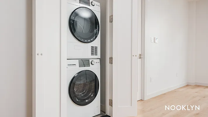 Rented by Nooklyn NYC LLC | media 76