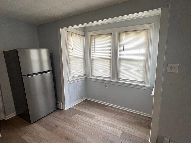 9 W Monroe St #9 — Photo 9