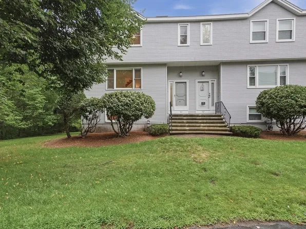 43 Villa Roma Dr Unit 43, Tewksbury, MA 01876
