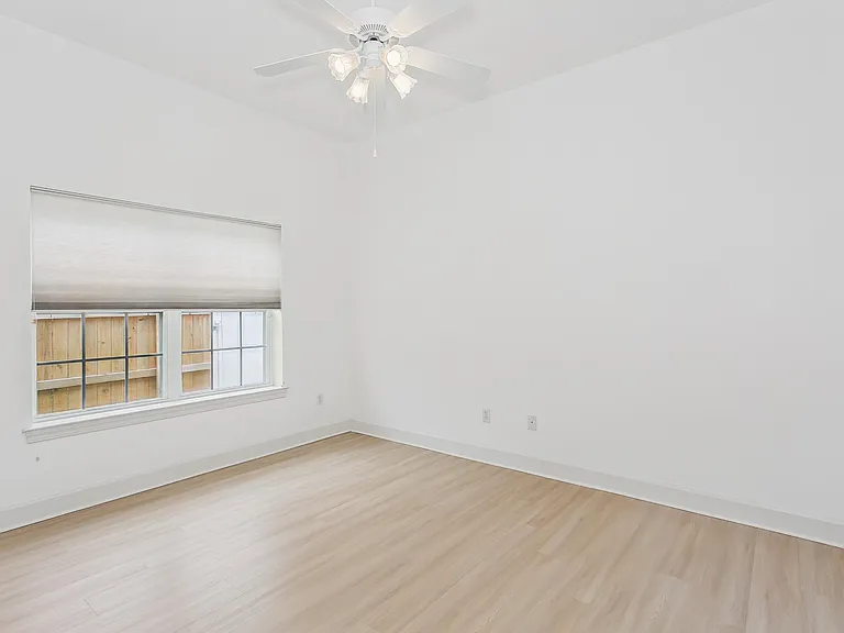 5930 Hermitage Dr — Photo 26