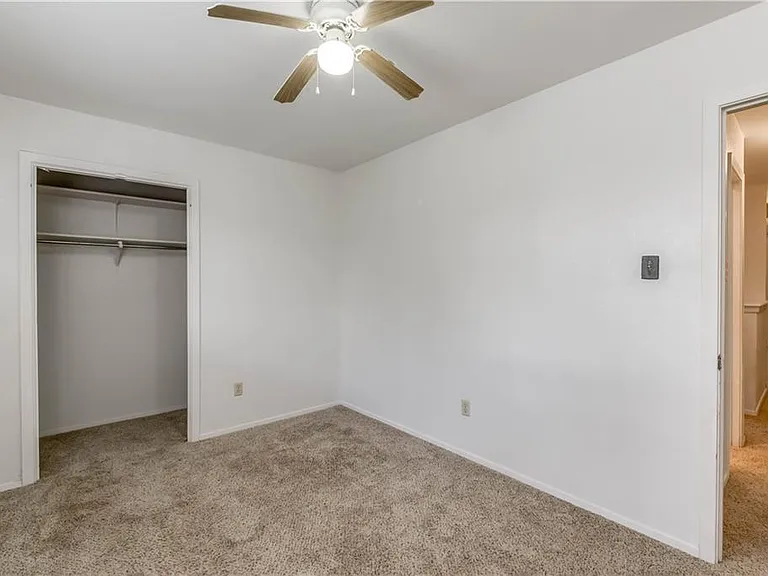 4200 Everest Ln — Photo 21