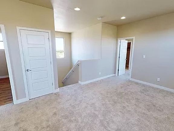 5th image of 7260 Vista Serena Loop