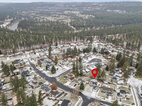 2nd image of 7139 N Deschutes Dr