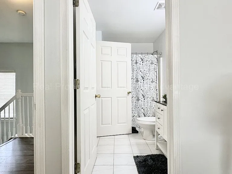 10111 Austrian Way — Photo 19