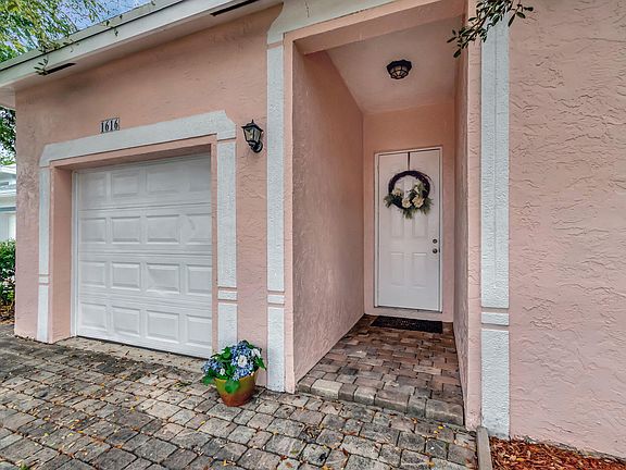 3rd image of 1616 S Johnson Street