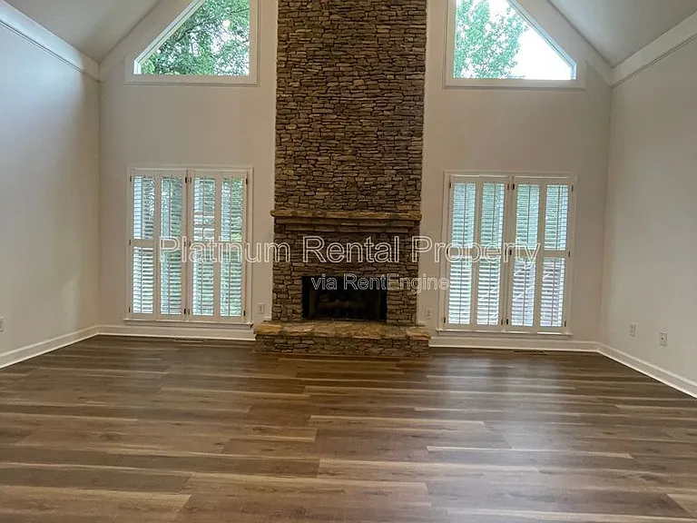 870 Ingleside Dr — Photo 27