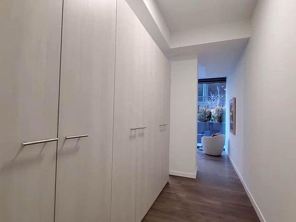 5th image of 3449 N Elaine Pl #603