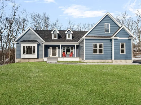 660 Pine St, Seekonk, MA 02771