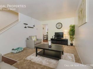 530 Villa Dr, Ypsilanti, MI 48198