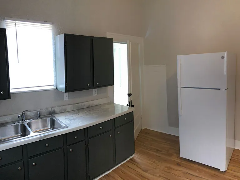 1132 W Cavalcade St — Photo 29