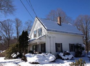 14 W Carr St, Whitinsville, MA 01588