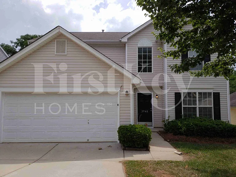 3760 Thornaby Cir — Photo 1