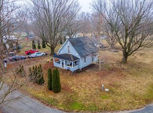 195 W Wabash St, Laketon, IN 46943