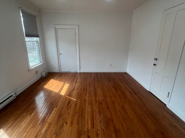 220 Sherman Ave APT 2, New Haven, CT 06511