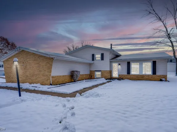 5292 Pisces St SW, Canton, OH 44706