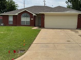 6900 Cadillac Blvd, Arlington, TX 76016