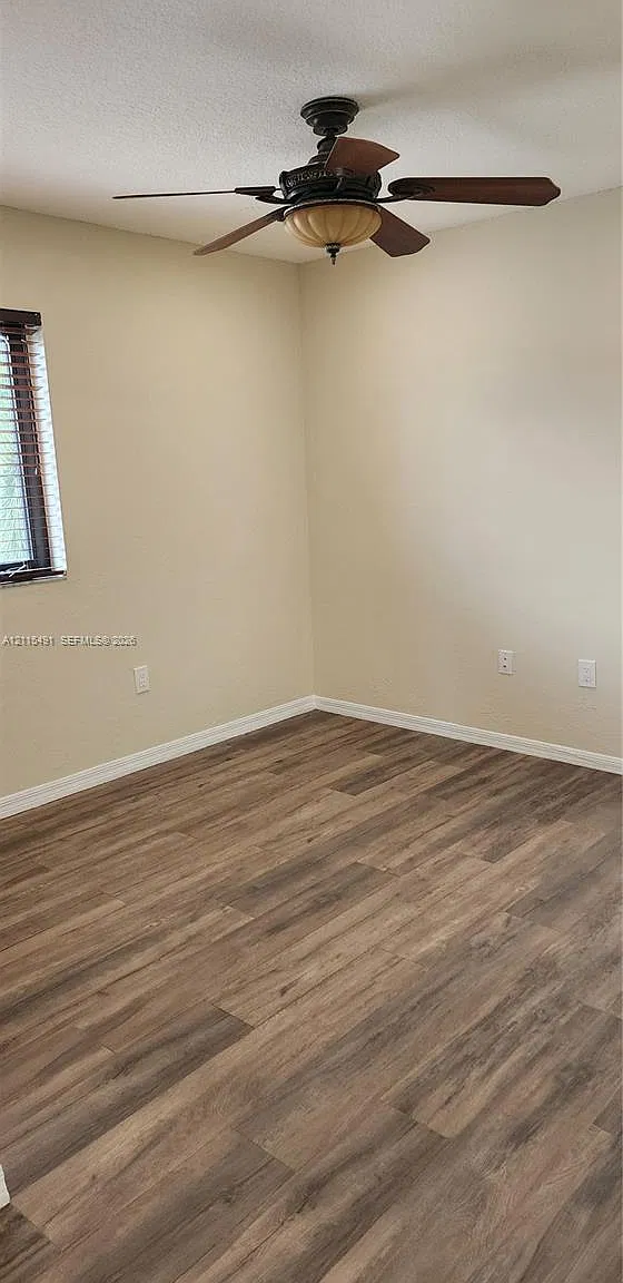 Davie-39 Street Plat — Photo 4
