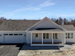 18 Dozer Dr, North Yarmouth, ME 04097