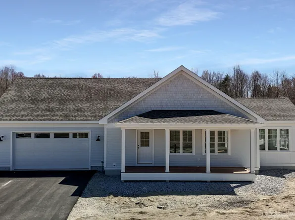 18 Dozer Drive, North Yarmouth, ME 04097