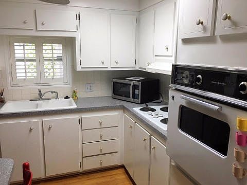 3rd image of 6453 Cypress Ln