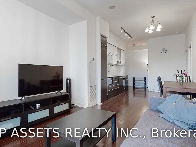 770 Bay St #1202 — Photo 3