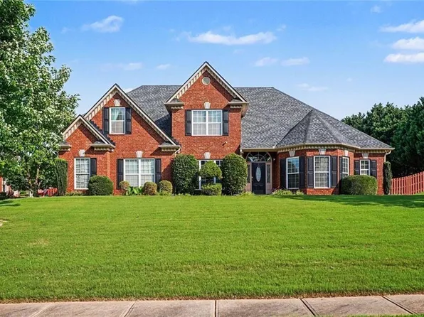 8100 Powhattan Ct, McDonough, GA 30252
