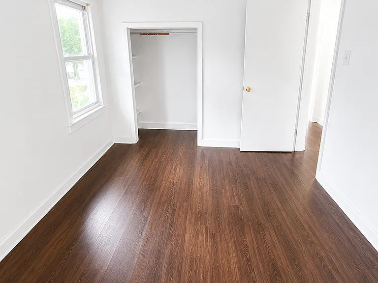 343 W 3rd Ave — Photo 6