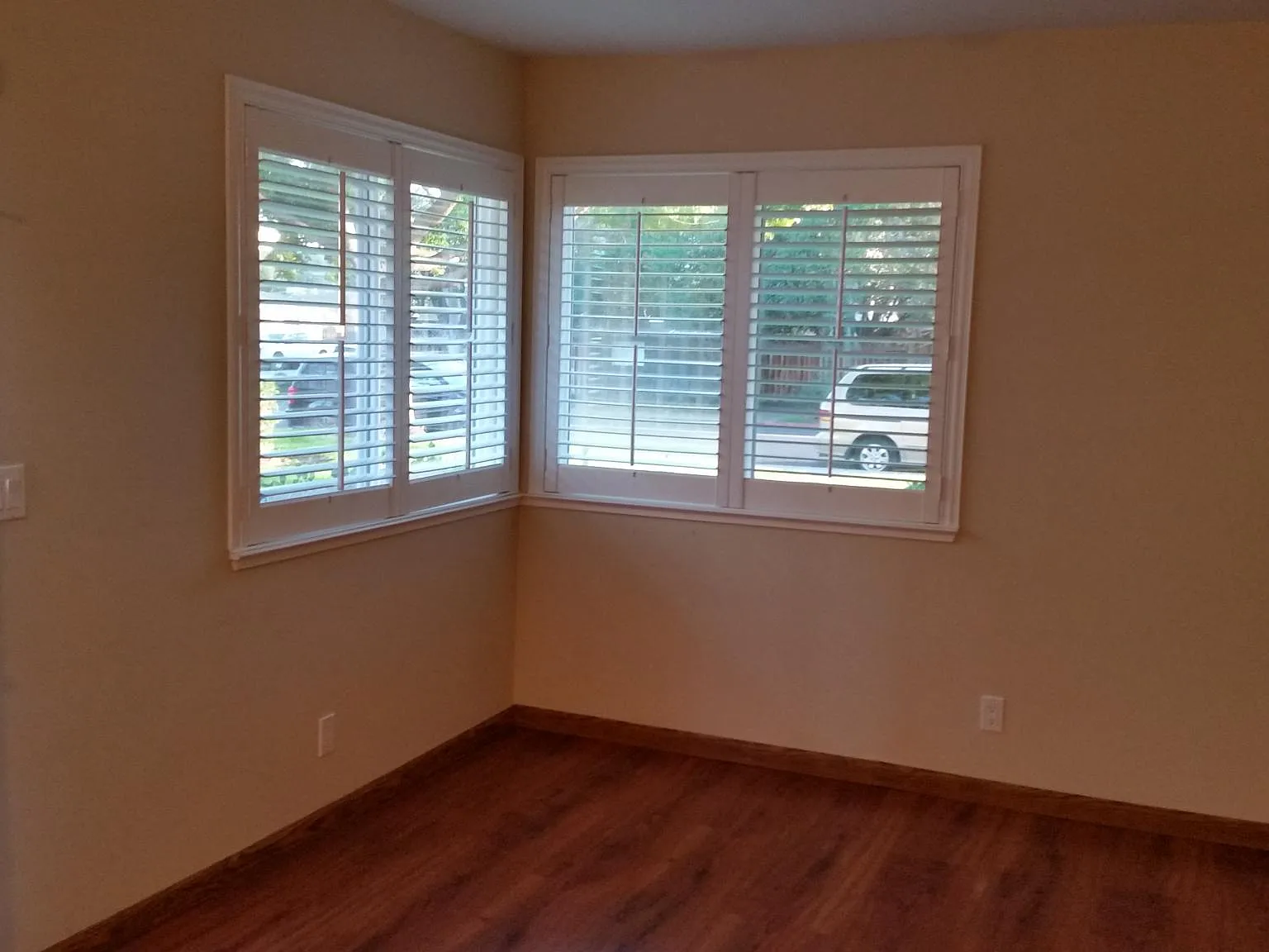 2323 Samaritan Dr — Photo 3