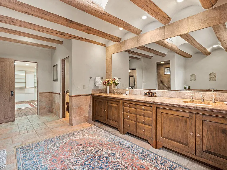 4 Primrose Cir — Photo 38