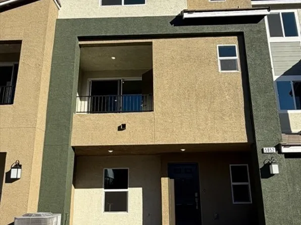 5852 Wisteria Walk St, Las Vegas, NV 89148