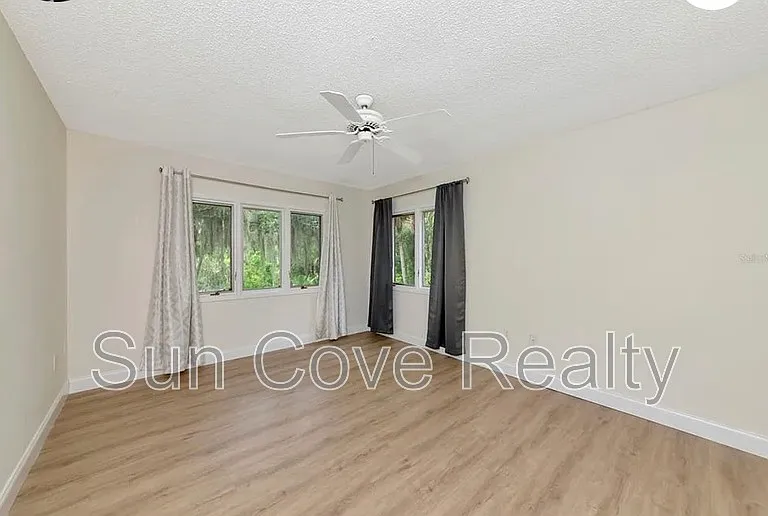 4518 Ascot Cir S — Photo 13