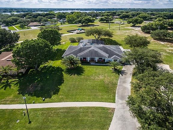 3rd image of 10409 Mesa Ln