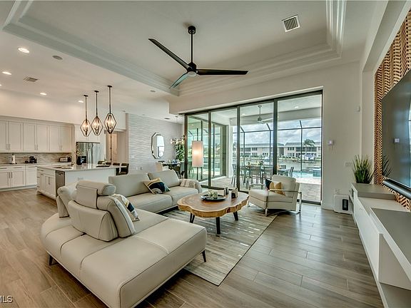 2nd image of 1732 SE 40th Terrace Cpe