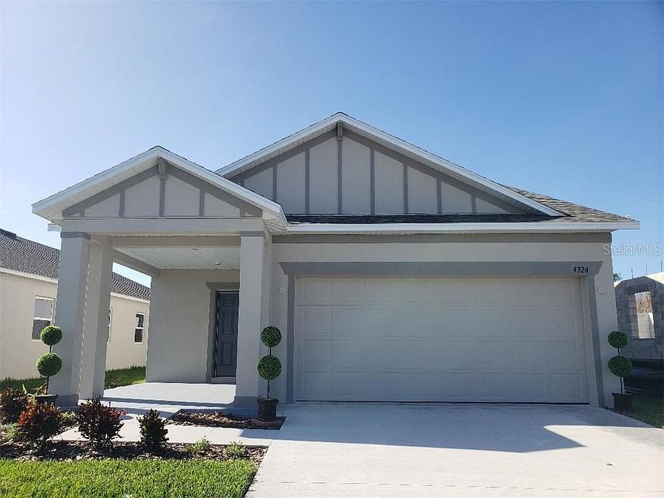 1st image of 4324 Desert Rose Ave