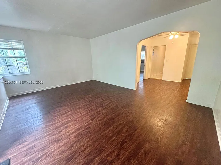 4410 NE 2nd Ave #4414 — Photo 2