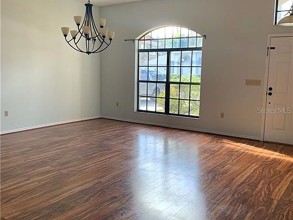 3rd image of 617 Heatherwood Ct