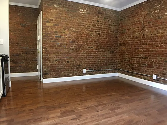 Rented by Compass | media 12