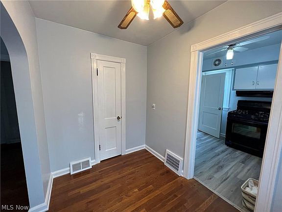 5th image of 1164 Hammel St