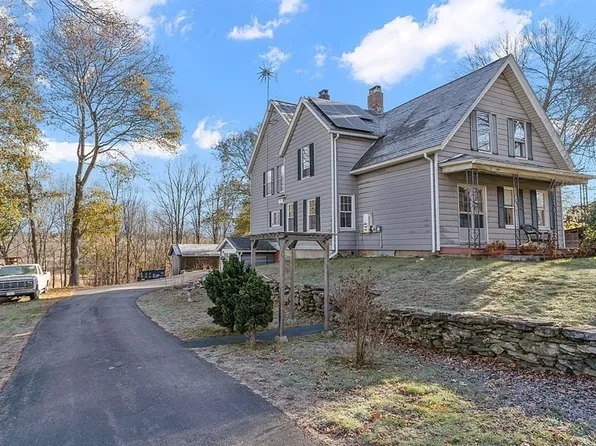144 Worcester St, North Grafton, MA 01536