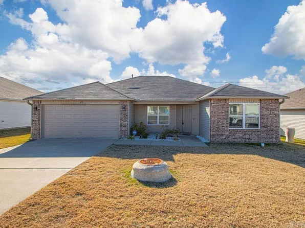 28 Summer Wind Rd, Conway, AR 72032