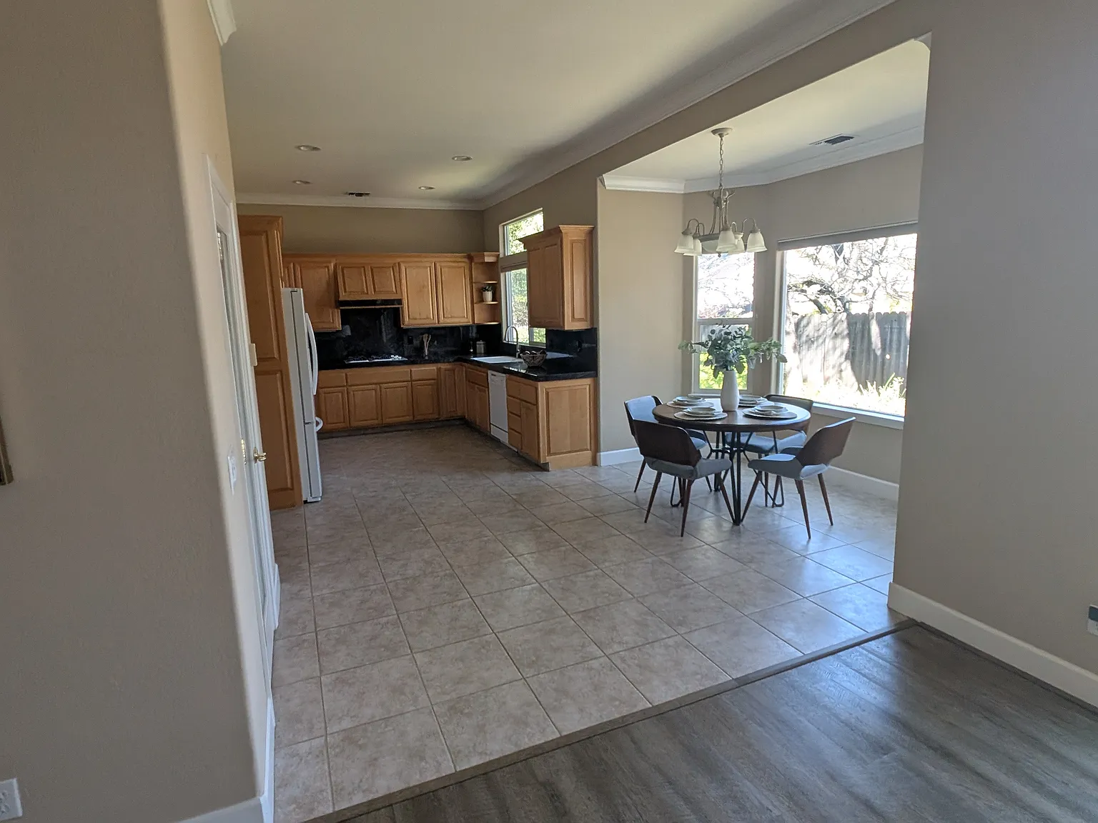 4132 Eunice Way — Photo 4
